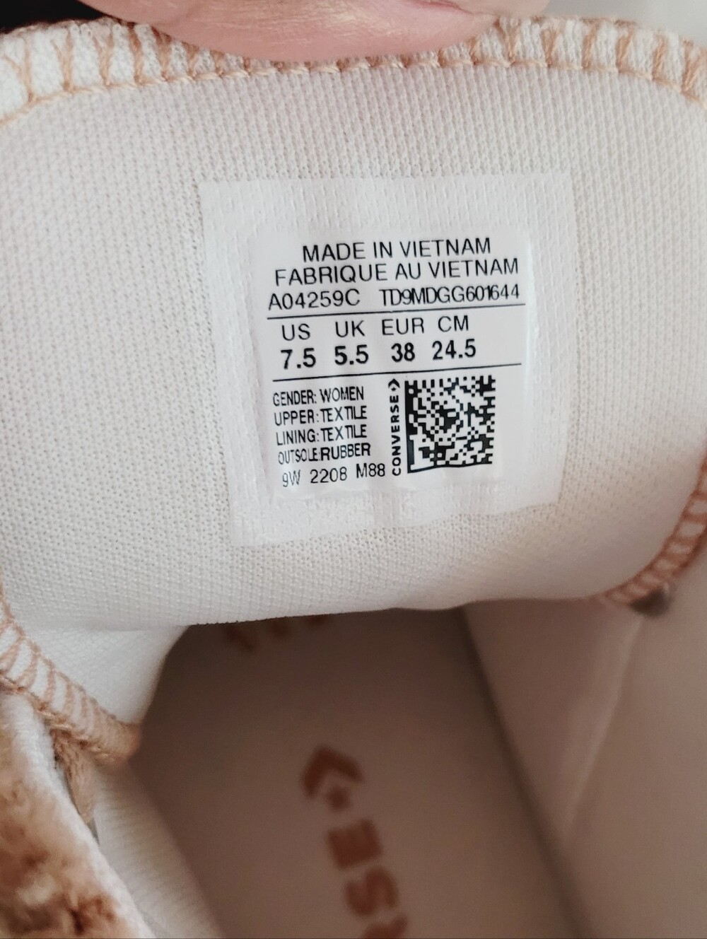 Converse Beige Sherpa Platform High-Top Sneakers Size 7.5M - Picture 9 of 9